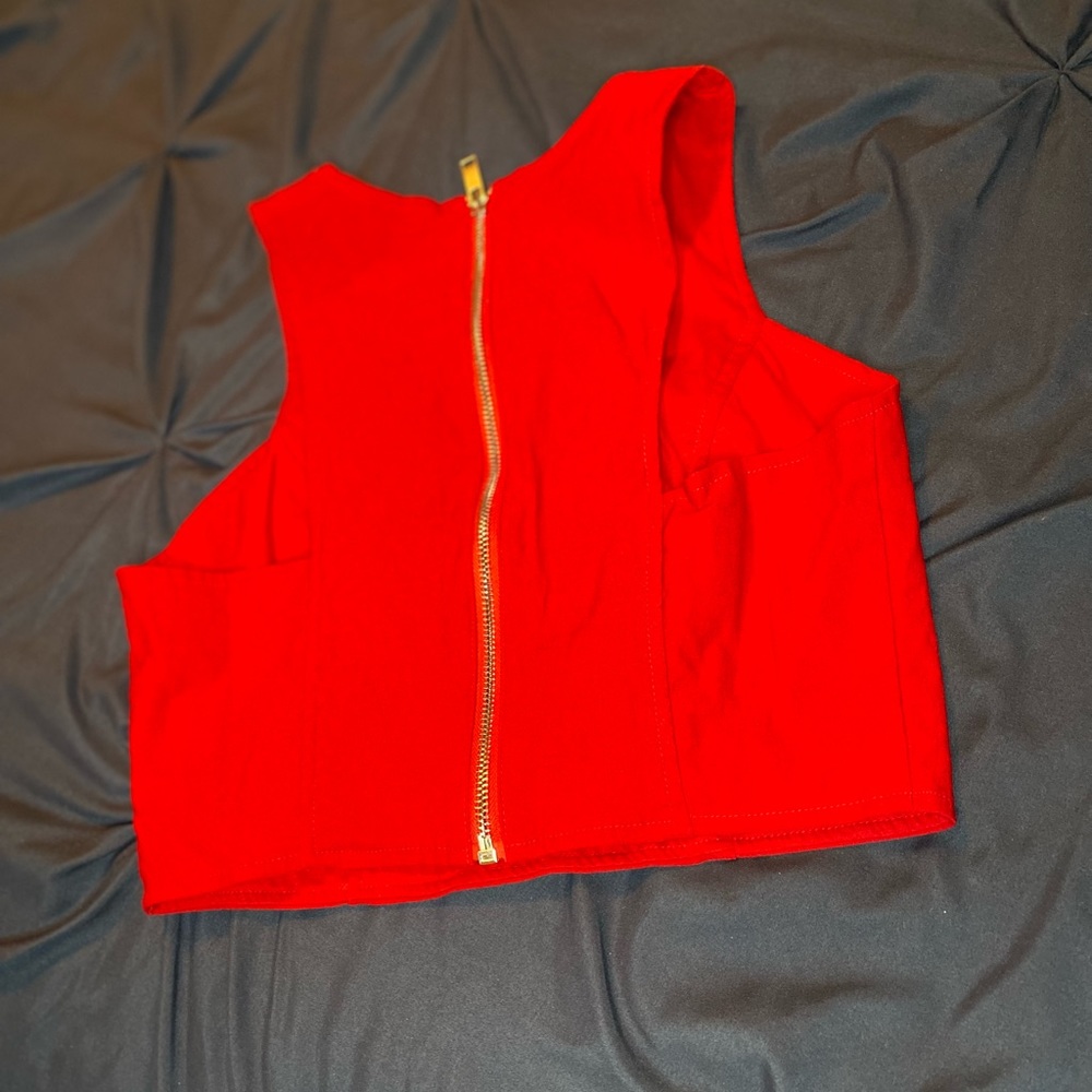 Crop Top - Picture 4 of 4